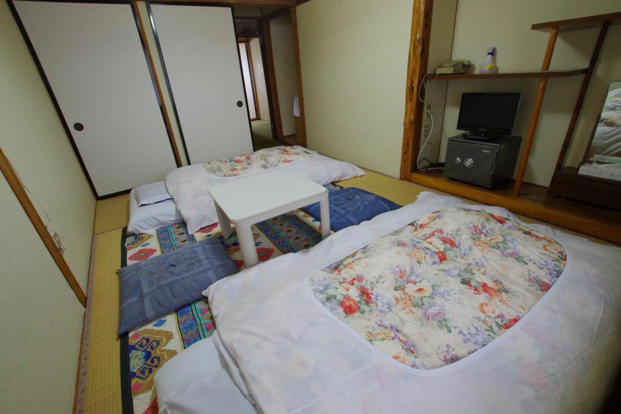 Hakuba Ski-Kan Zewnętrze zdjęcie
